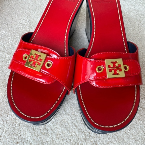Red Patent Calf Tory Burch wedges New in Box 9.5 Rare - Picture 6 of 10